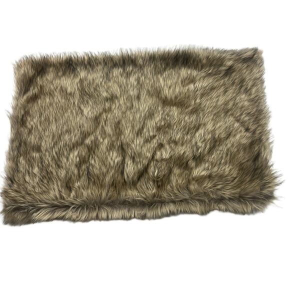 Pottery Barn Pendleton® Yahima Stripe Lumbar Pillow Case Faux Fur Soft Rustic - Picture 4 of 5